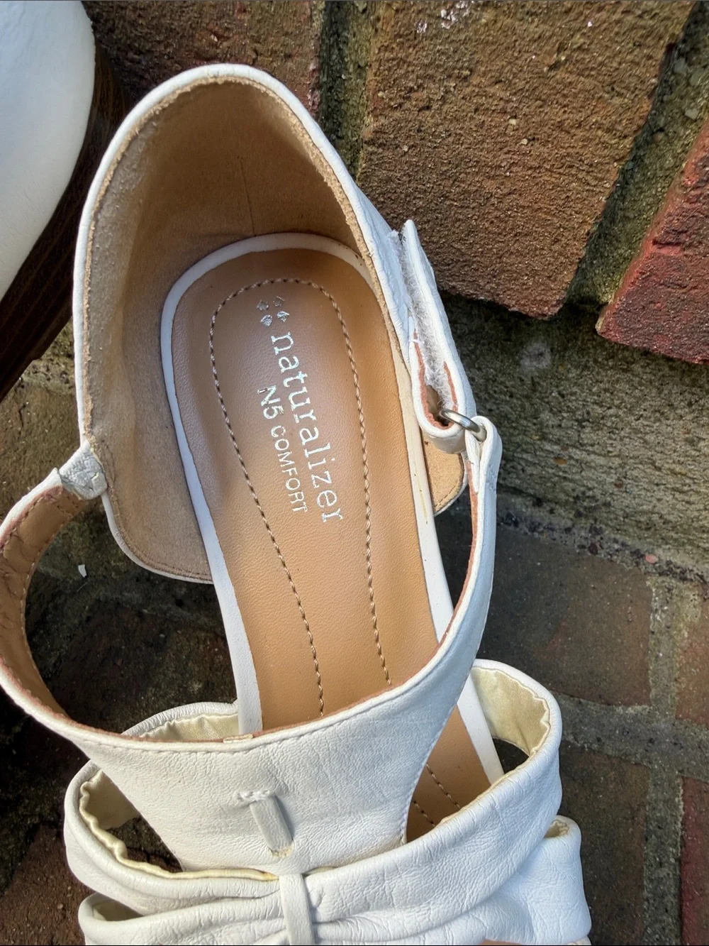 Naturalizer White Bow Detail Women's Sandals